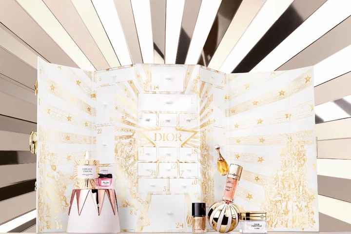 Адвент календар Dior на 24 мініатюри dior advent calendar