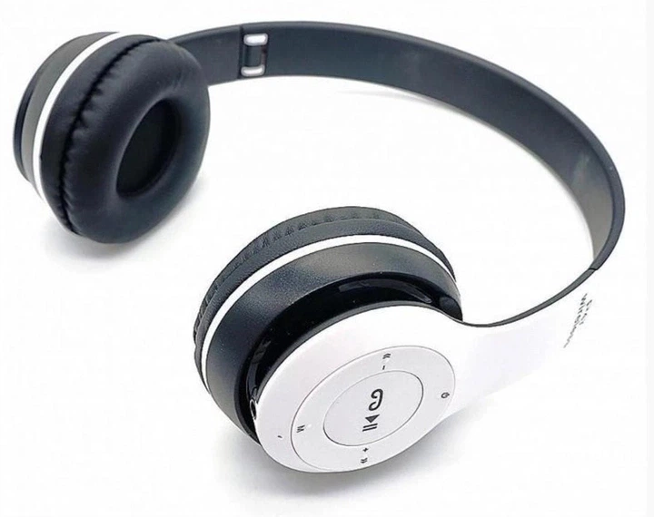 Наушники беспроводные P47 споддержкой карты памяти + встроенным FM-радио White (16093) - Фото 7 Наушники беспроводные P47 споддержкой карты памяти + встроенным FM-радио White (16093) - изображение 7