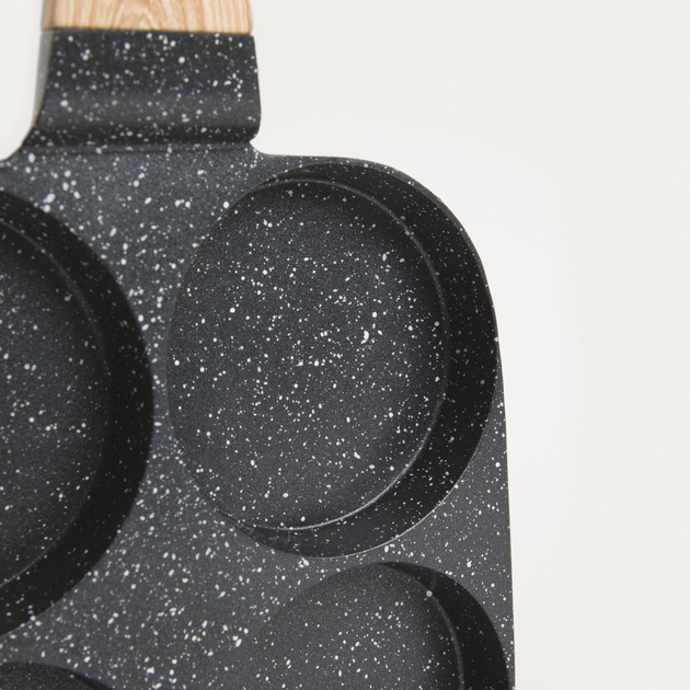 Patelnia do jajek Homla Rotelli granitowa na 4 otwory 19 cm (5906496721861) - obraz 4