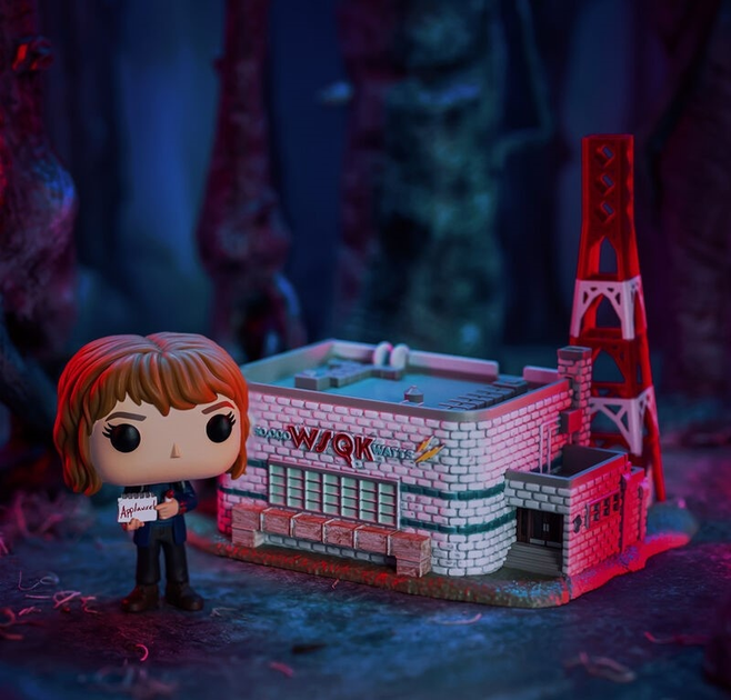 Figurka Funko Pop! Television Stranger Things Town Rockin' Robin z The Squawk 86620 (0889698866200) - obraz 3