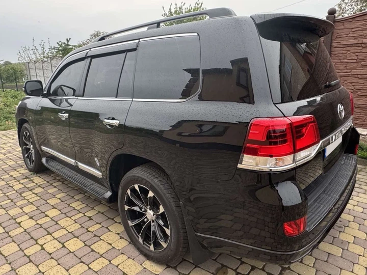 Ветровики для Toyota Land Cruiser 200 2007-2021 (4 шт), Дефлекторы окон Toyota Land Cruiser 200 - Фото 5 Ветровики для Toyota Land Cruiser 200 2007-2021 (4 шт), Дефлекторы окон Toyota Land Cruiser 200 - изображение 5