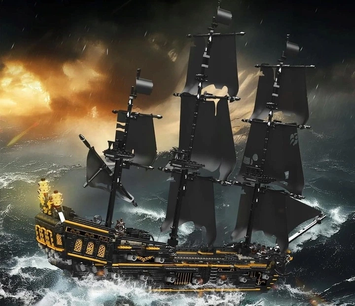 Klocki konstrukcyjne Statek piracki czarny 3180 elementów ZKL.13199 (5903864977349) - obraz 4