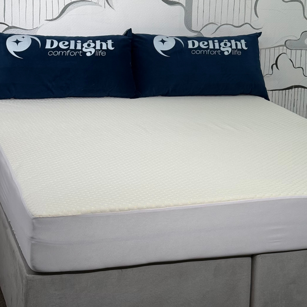 Трикотажный водонепроницаемый наматрасник Delight Aqua Stop Premium Gold с бортом 90х190 - изображение 2