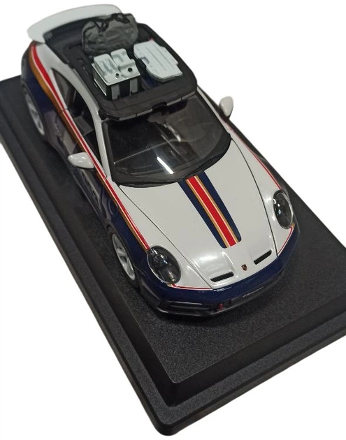 Model Bburago Porsche 911 Dakar 1:24 (4893993280292) (955555909441014) - Outlet - obraz 7