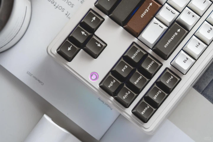 Pmo M03 ホワイト Механическая клавиатура PMO Aurora80 PRO White – фото, отзывы
