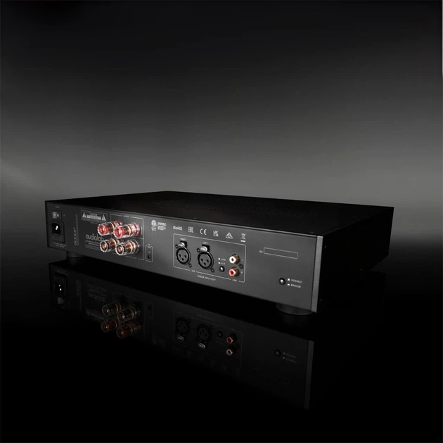 Інтегральний підсилювач Audiolab 9000P Black - изображение 2