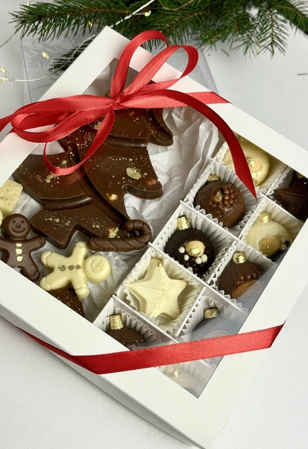 Подарунки на миколая цукерки