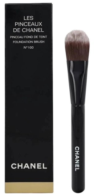 Pędzel do podkładu Chanel Les Pinceaux z syntetycznego włosia No. 100 (3145891388404) - obraz 1