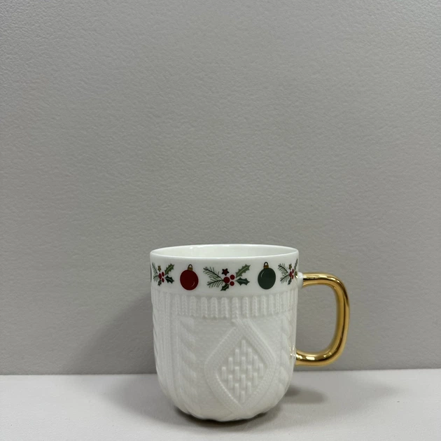 Чашка фарфоровая 340 мл Happy Holidays вязаный орнамент BonaDi 311-113 Новогодние игрушки с золотой ручкой - изображение 3