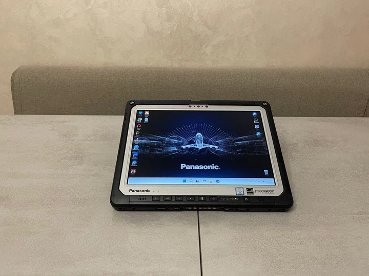 Защищенный планшет Panasonic Toughbook CF-33 / 12" (2160x1440) IPS Touch / Intel Core i5-7300U (2 (4) ядра по 2.6 - 3.5 GHz) / 8 GB DDR3 / 128 GB SSD / Intel HD Graphics 620 / WebCam / Стилус / Два АКБ / Без клавиатуры б/у - изображение 3