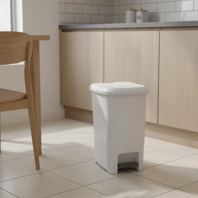 Відро для сміття з педаллю пластиковий з кришкою, 10 л, Білий (109-WHITE) - Фото 7 Відро для сміття з педаллю пластиковий з кришкою, 10 л, Білий (109-WHITE) - зображення 7