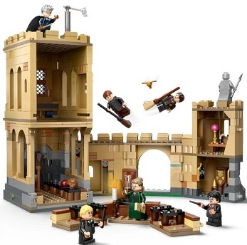 Klocki LEGO Harry Potter Zamek Hogwart: lekcje latania 651 elementów 76447 (5702017812854) - obraz 4