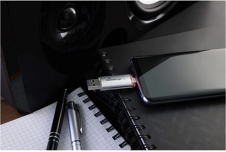 Флеш пам'ять USB MediaRange Combo Flash Drive 64GB USB 3.2 Gen1 + Type-C Silver (MR937) - зображення 3