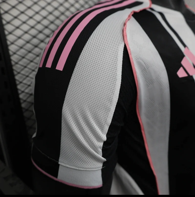 Футбольная футболка Juventus 2025/26 (домашняя) р. L (рост 178-186) - изображение 2