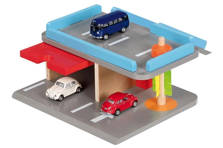 Kompaktowy parking Goki dla autek drewniany 53802 (4013594538022) - obraz 3