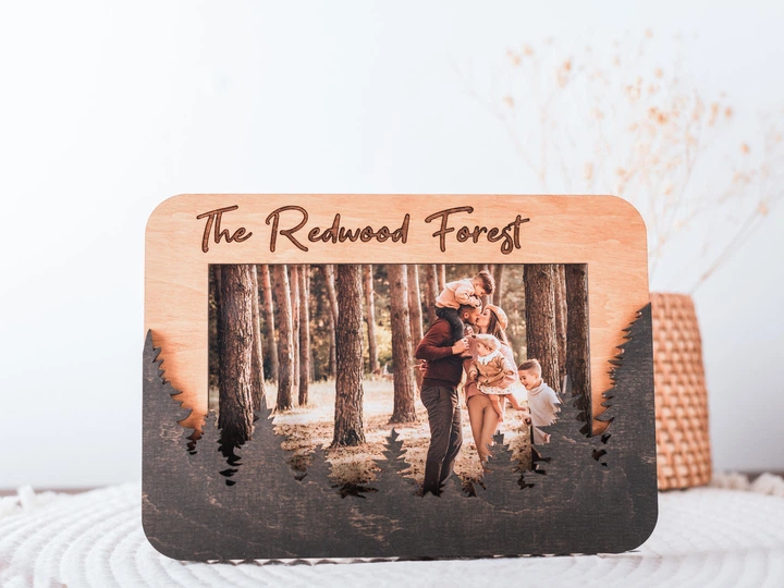 Фоторамка The Frame Depot Лес персонализирована под горизонтальное фото 10 х 15 см Бежевый (forest_4x6_horizontal) - Фото 1 Фоторамка The Frame Depot Лес персонализирована под горизонтальное фото 10 х 15 см Бежевый (forest_4x6_horizontal) - изображение 1