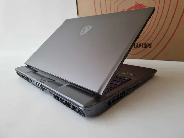Ноутбук MSI Vector 16 HX (2023) I9 13980HX/RTX 4080/RAM 32GB/SSD 1TB/QHD 240Hz Б\В - Б/У - изображение 6
