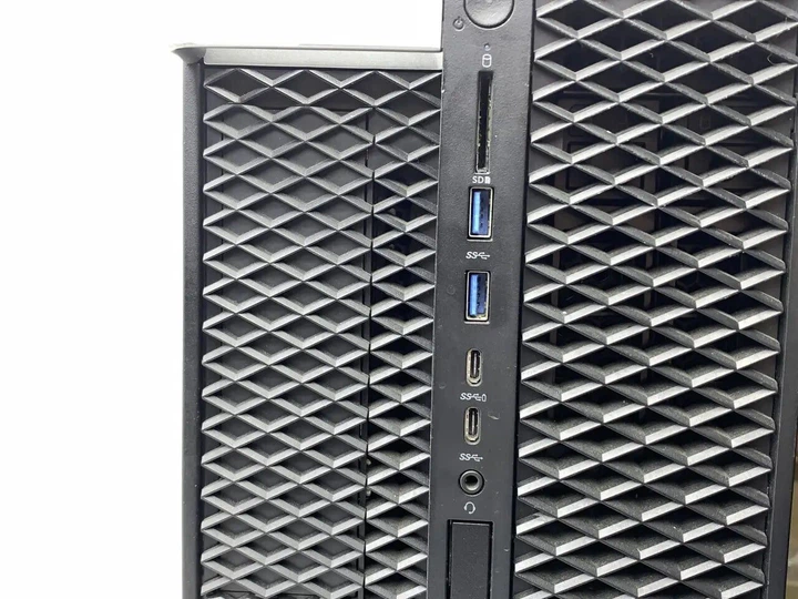 Игровой ПК Dell Precision P5820T Tower / Intel Xeon W-2135 (6 (12) ядер по 3.7 - 4.5 GHz) / 64 GB DDR4 / 512 GB SSD M.2 + 2000 GB HDD / nVidia GeForce RTX 2080, 8 GB GDDR6, 256-bit / 950W / DVD-ROM б/у - Фото 3 Игровой ПК Dell Precision P5820T Tower / Intel Xeon W-2135 (6 (12) ядер по 3.7 - 4.5 GHz) / 64 GB DDR4 / 512 GB SSD M.2 + 2000 GB HDD / nVidia GeForce RTX 2080, 8 GB GDDR6, 256-bit / 950W / DVD-ROM б/у - изображение 3