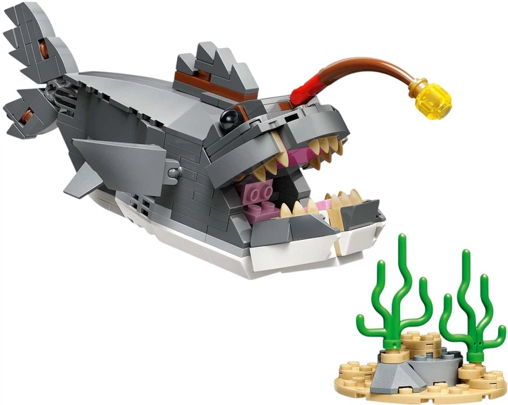 Zestaw klocków LEGO Creator Groźny rekin i skrzynia ze skarbem 379 elementów (31381) - obraz 4