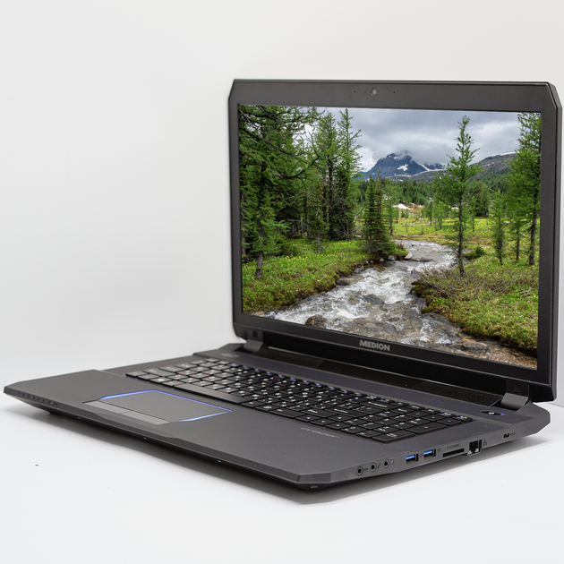Ігровий ноутбук 17.3" Medion (Lenovo Group) Erazer X7841 Intel i7-6700HQ RAM 16 ГБ SSD 512 ГБ + HDD 500 ГБ Nvidia GTX 970M б/в Win10 (4804) - изображение 3