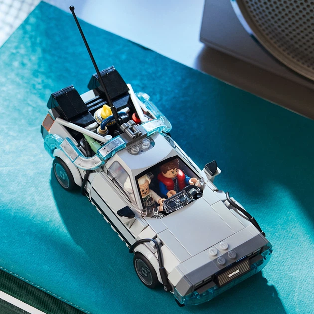 Zestaw klocków LEGO Speed Champions Wehikuł czasu z Powrotu do przyszłości 357 elementów (77256) - obraz 6
