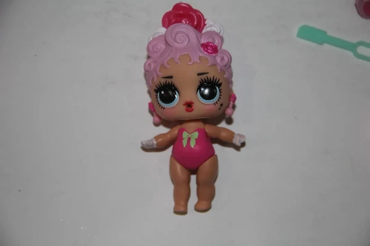 Игровой набор Lol Surprise Mix Make Birthday Cake Royal high-ney Роял Tots кукла лол кейк кекс 593140 - Фото 4 Игровой набор Lol Surprise Mix Make Birthday Cake Royal high-ney Роял Tots кукла лол кейк кекс 593140 - изображение 4