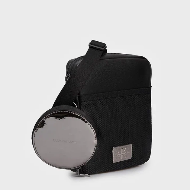 Torba listonoszka męska mała Calvin Klein K50K511389-BEH Czarna (8720109146592) - obraz 3