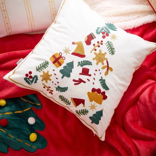 Наволочка Homla Antares з вишитою ялинкою 45 x 45 см (5906496709173) - зображення 5