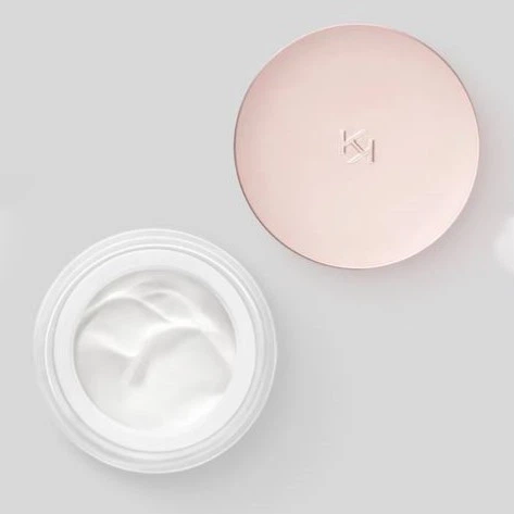 Осветляющий дневной крем с эффектом лифтинга и морским коллагеном - SPF 15 Kiko Milano Bright Lift Day. 50ml - Фото 4 Осветляющий дневной крем с эффектом лифтинга и морским коллагеном - SPF 15 Kiko Milano Bright Lift Day. 50ml - изображение 4