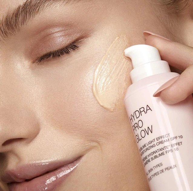 База под макияж Kiko Milano new hydra pro glow SPF 10, 50ml - Фото 2 База под макияж Kiko Milano new hydra pro glow SPF 10, 50ml - изображение 2