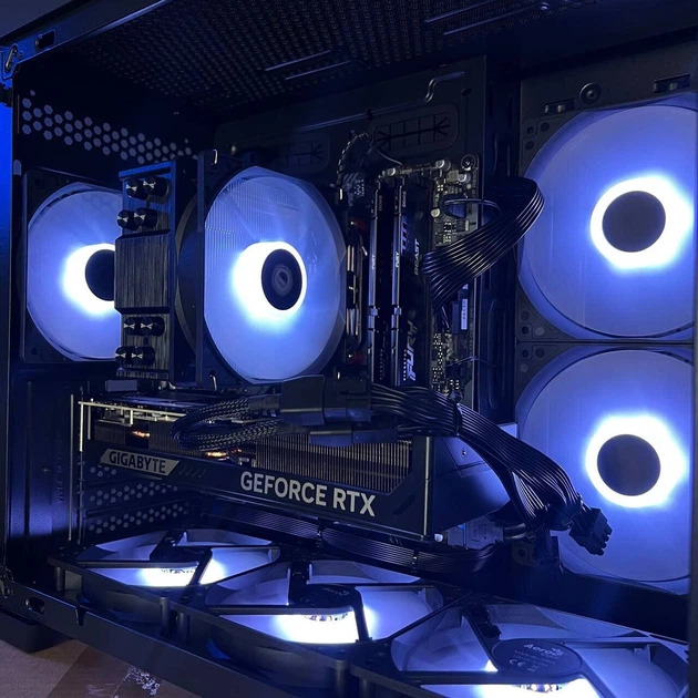 Сборка под заказ: игровой ПК AeroCool Dryft Mini Tower / AMD Ryzen 5 7500F (6 (12) ядер по 3.7 - 5.0 GHz) / 32 GB DDR5 / 2000 GB SSD M.2 / nVidia GeForce RTX 5070, 12 GB GDDR7, 192-bit / 750W - Фото 4 Сборка под заказ: игровой ПК AeroCool Dryft Mini Tower / AMD Ryzen 5 7500F (6 (12) ядер по 3.7 - 5.0 GHz) / 32 GB DDR5 / 2000 GB SSD M.2 / nVidia GeForce RTX 5070, 12 GB GDDR7, 192-bit / 750W - изображение 4