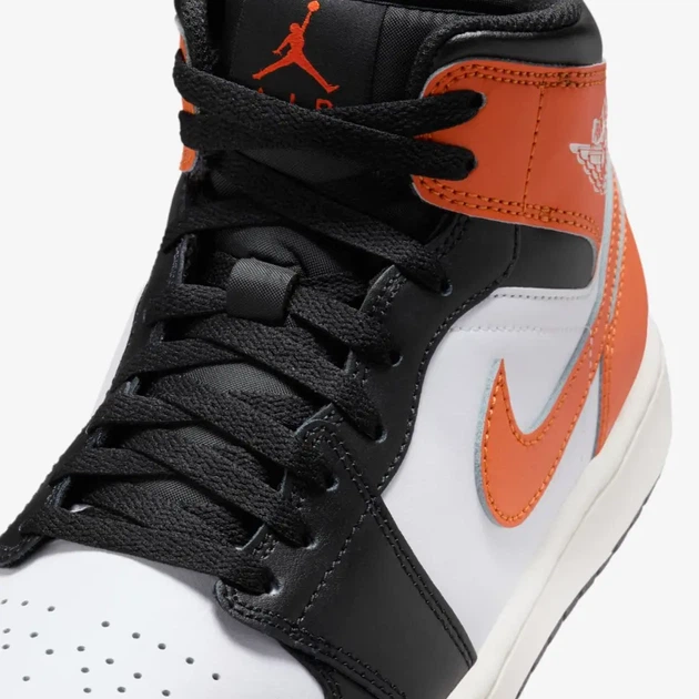 Чоловічі кросівки AIR JORDAN 1 MIDПомаранчевий 44 (DQ8426-801) - зображення 4