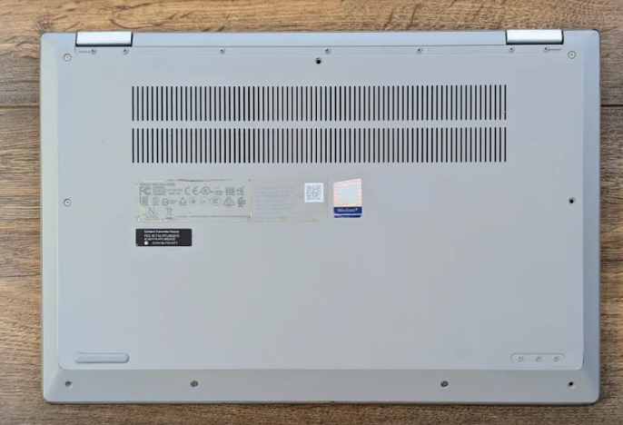 Ультрабук-трансформер Б-класс Lenovo IdeaPad Flex 5 14ARE05 / 14" (1920x1080) IPS Touch / AMD Ryzen 5 4500U (6 ядер по 2.3 - 4.0 GHz) / 8 GB DDR4 / 256 GB SSD / AMD Radeon Vega Graphics / WebCam б/у - Фото 8 Ультрабук-трансформер Б-класс Lenovo IdeaPad Flex 5 14ARE05 / 14" (1920x1080) IPS Touch / AMD Ryzen 5 4500U (6 ядер по 2.3 - 4.0 GHz) / 8 GB DDR4 / 256 GB SSD / AMD Radeon Vega Graphics / WebCam б/у - изображение 8