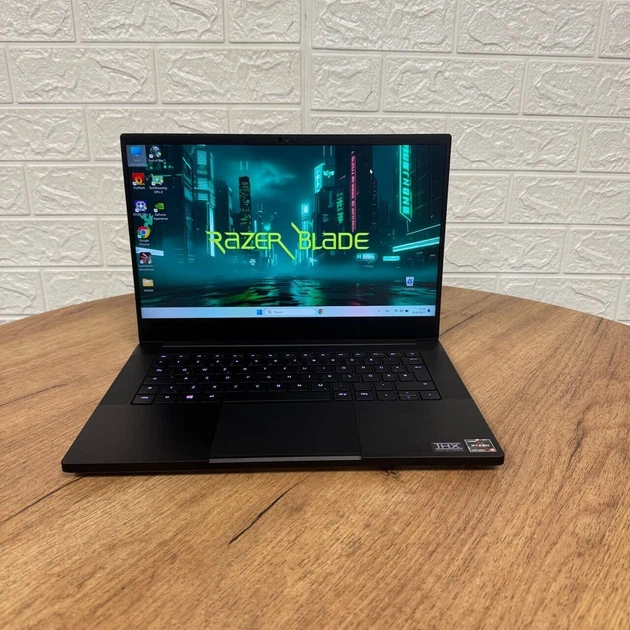 Игровой ноутбук Razer Blade 14 RZ09-0370 / 14" (2560x1440) IPS / AMD Ryzen 9 5900HX (8 (16) ядер по 3.3 - 4.6 GHz) / 16 GB DDR4 / 1000 GB SSD NVMe / nVidia GeForce RTX 3070, 8 GB GDDR6, 256-bit / WebCam б/у - изображение 2
