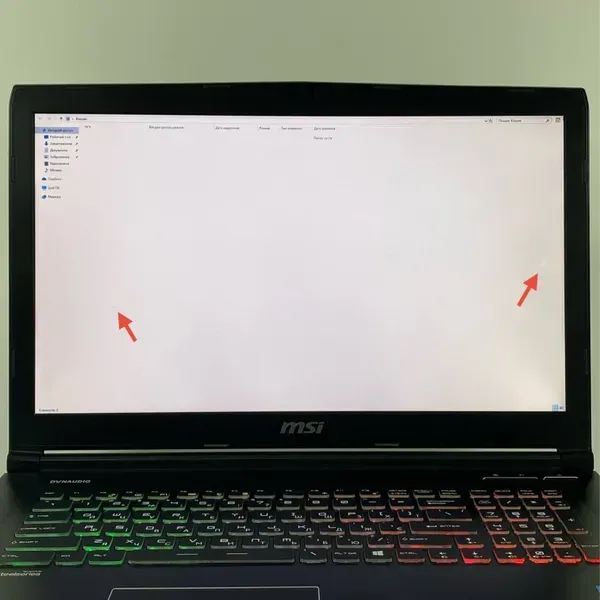 Мобильная рабочая станция Б-класс MSI WE72 7RJ / 17.3" (1920x1080) IPS / Intel Core i7-7700HQ (4 (8) ядра по 2.8 - 3.8 GHz) / 32 GB DDR4 / 512 GB SSD / nVidia Quadro M2200, 4 GB GDDR5, 128-bit / WebCam / HDMI б/у - Фото 3 Мобильная рабочая станция Б-класс MSI WE72 7RJ / 17.3" (1920x1080) IPS / Intel Core i7-7700HQ (4 (8) ядра по 2.8 - 3.8 GHz) / 32 GB DDR4 / 512 GB SSD / nVidia Quadro M2200, 4 GB GDDR5, 128-bit / WebCam / HDMI б/у - изображение 3