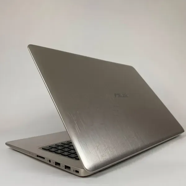 Игровой ноутбук Б-класс Asus VivoBook X580VD / 15.6" (1920x1080) TN / Intel Core i7-7700HQ (4 (8) ядра по 2.8 - 3.8 GHz) / 16 GB DDR4 / 128 GB SSD + 1000 GB HDD / nVidia GeForce GTX 1050, 4 GB GDDR5, 128-bit / WebCam / HDMI б/у - Фото 8 Игровой ноутбук Б-класс Asus VivoBook X580VD / 15.6" (1920x1080) TN / Intel Core i7-7700HQ (4 (8) ядра по 2.8 - 3.8 GHz) / 16 GB DDR4 / 128 GB SSD + 1000 GB HDD / nVidia GeForce GTX 1050, 4 GB GDDR5, 128-bit / WebCam / HDMI б/у - изображение 8