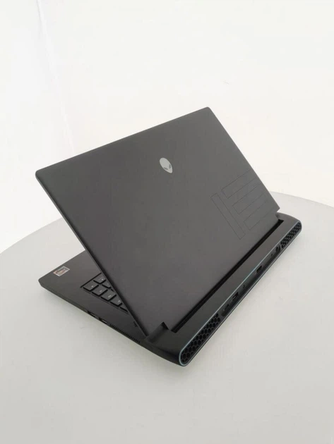 Ігровий ноутбук Dell Alienware M15 R7/ 15.6" IPS / AMD Ryzen 7 5800H (8 (16) ядер по 3.2-4.4 GHz) / 16GB DDR4 / 256GB SSD + 1000GB HDD / GeForce RTX 3060, 6GB GDDR6, 192bit / WebCam / Win 10 Pro б/в - зображення 4