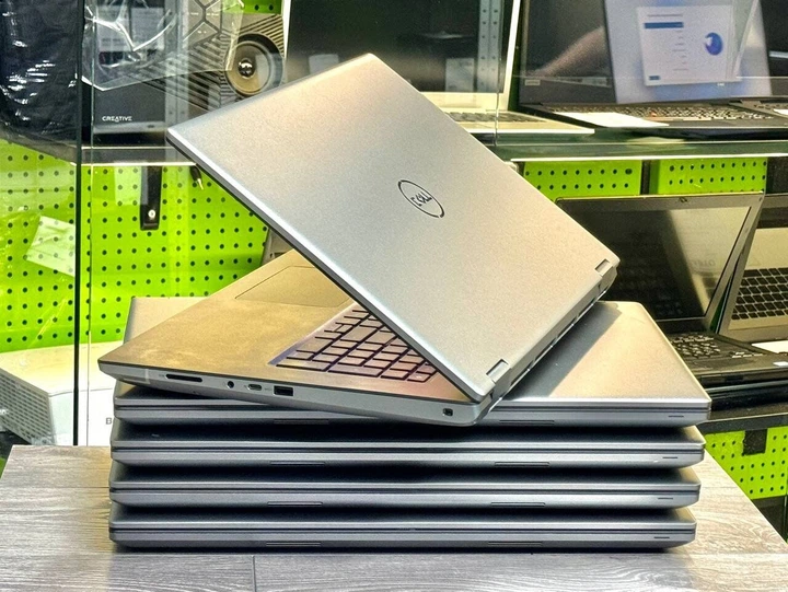 Мобильная рабочая станция Dell Precision 7780 / 17.3" (1920x1080) IPS / Intel Core i9-13950HX (24 (32) ядра по 2.2 - 5.5 GHz) / 128 GB DDR5 / 512 GB SSD M.2 / nVidia Quadro RTX 5000, 16 GB GDDR6, 256-bit / WebCam / Win 11 Pro б/у - Фото 6 Мобильная рабочая станция Dell Precision 7780 / 17.3" (1920x1080) IPS / Intel Core i9-13950HX (24 (32) ядра по 2.2 - 5.5 GHz) / 128 GB DDR5 / 512 GB SSD M.2 / nVidia Quadro RTX 5000, 16 GB GDDR6, 256-bit / WebCam / Win 11 Pro б/у - изображение 6