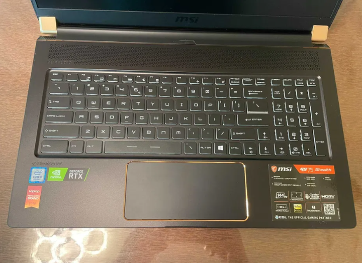 Ігровий ноутбук MSI GS75 Stealth 9SG / 17.3" (1920x1080) IPS / Intel Core i7-9750H (6 (12) ядра по 2.6 - 4.5 GHz) / 32 GB DDR4 / 1000 GB SSD / nVidia GeForce RTX 2080, 8 GB GDDR6, 256-bit / WebCam б/в - Фото 5 Ігровий ноутбук MSI GS75 Stealth 9SG / 17.3" (1920x1080) IPS / Intel Core i7-9750H (6 (12) ядра по 2.6 - 4.5 GHz) / 32 GB DDR4 / 1000 GB SSD / nVidia GeForce RTX 2080, 8 GB GDDR6, 256-bit / WebCam б/в - зображення 5