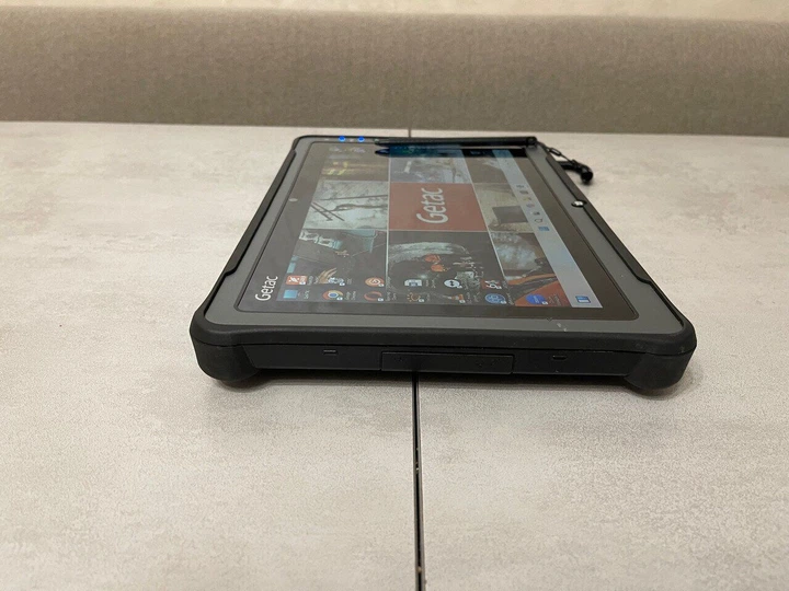 Защищенный планшет Getac F110 G4 / 11.6" (1920x1080) IPS Touch / Intel Core i5-7200U (2 (4) ядра по 2.5 - 3.1 GHz) / 8 GB DDR4 / 512 GB SSD / Intel HD Graphics 620 / WebCam / Стилус / Два АКБ б/у - изображение 6