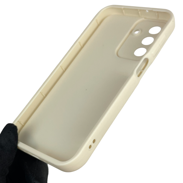 Чехол силиконовый Soft Touch с 3D принтом для Samsung Galaxy A26 (SM-A266) молочный (Полная защита камеры) - Фото 3 Чехол силиконовый Soft Touch с 3D принтом для Samsung Galaxy A26 (SM-A266) молочный (Полная защита камеры) - изображение 3