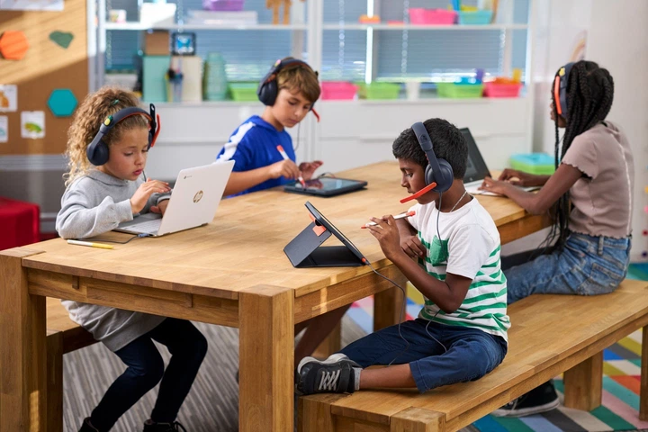 Słuchawki Logitech Zone Learn (981-001263) - obraz 4