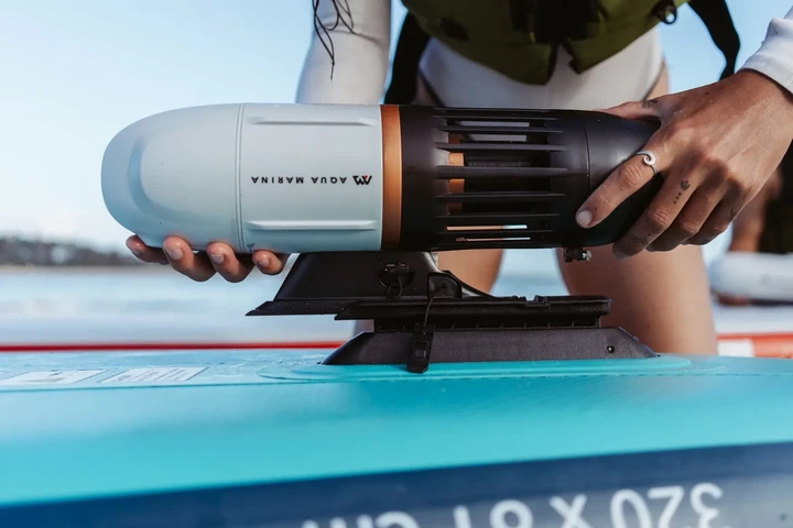 Електромотор з акумулятором для САП дошок, каяків та дайвінгу Aqua Marina Bluedrive X PF-240X - зображення 8