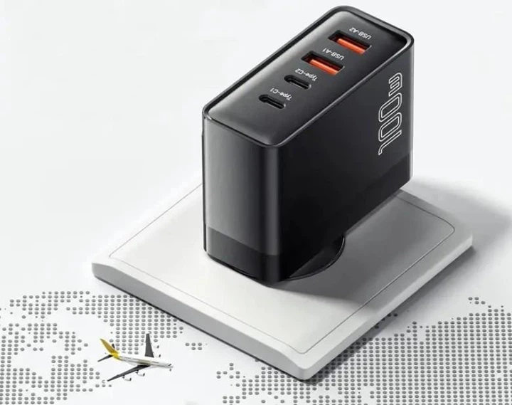 Сетевое зарядное Essager GaN 100W 4 порта для ноутбуков и устройств (К01/3_BW) - Фото 6 Сетевое зарядное Essager GaN 100W 4 порта для ноутбуков и устройств (К01/3_BW) - изображение 6