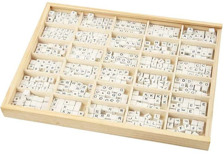 Набір для нанизування Creativ Company дерев’яні намистини з літерами A–Z 750 елементів 68982 (5712854041034) - зображення 2