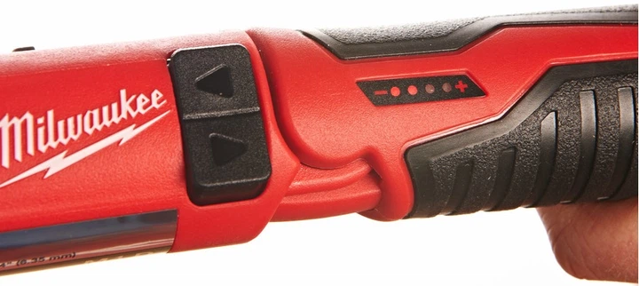 Викрутка акумуляторна Milwaukee 4В 2х2А·год 5Нм 200об/хв сумка та ЗП 0.5кг - Фото 4 Викрутка акумуляторна Milwaukee 4В 2х2А·год 5Нм 200об/хв сумка та ЗП 0.5кг - изображение 4