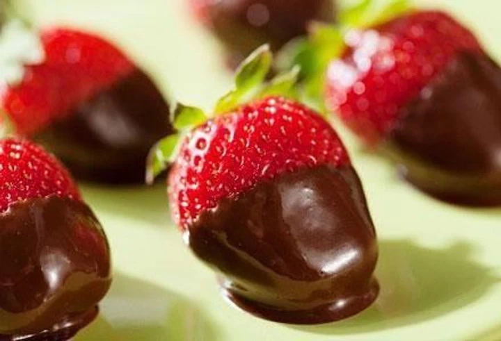 Шоколадный фонтан Chocolate Magic 22 см 65 Вт компактный и мощный - изображение 2