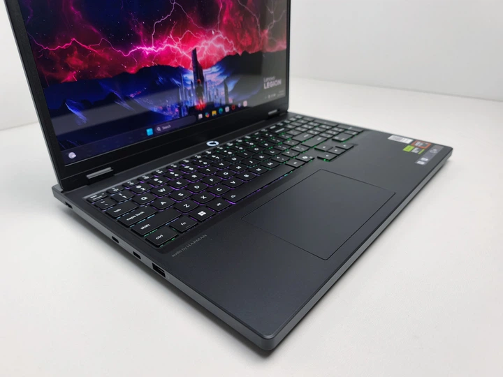 Ноутбук Lenovo Legion 5 15.1 2K Oled 165Hz Ryzen 7 260 16Gb DDR5 SSD 512GB RTX 5060 8GB(83M00001US)11787 - Фото 3 Ноутбук Lenovo Legion 5 15.1 2K Oled 165Hz Ryzen 7 260 16Gb DDR5 SSD 512GB RTX 5060 8GB(83M00001US)11787 - изображение 3