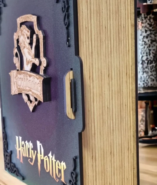 Чарівна скарбничка у вигляді книги"Гаррі Поттер" та гравіюванням на 365 днів - Фото 8 Чарівна скарбничка у вигляді книги"Гаррі Поттер" та гравіюванням на 365 днів - зображення 8