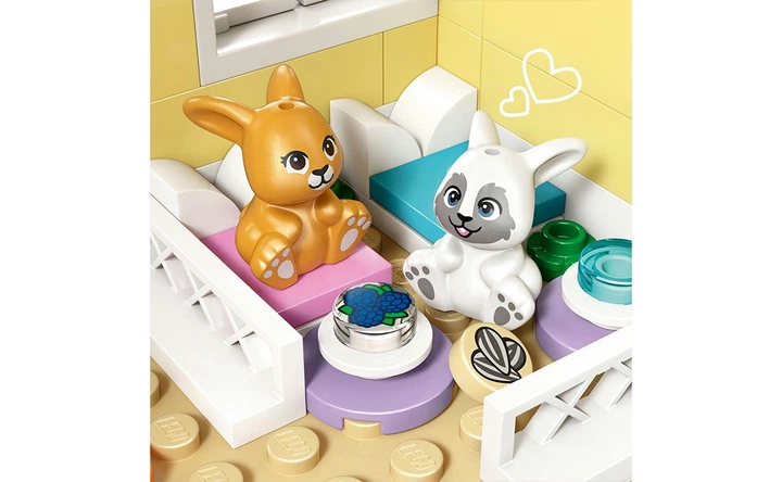 Конструктор LEGO Готель Bunny у Хартлейк-Сіті 161 деталей (42679) - зображення 5
